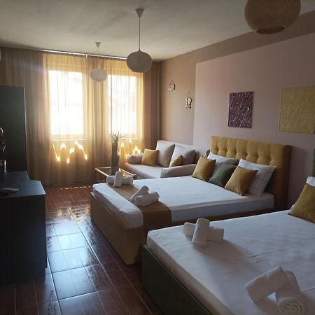 Cosy Apartments And Spectacular Rooms Fotiadis Велико Търново Екстериор снимка