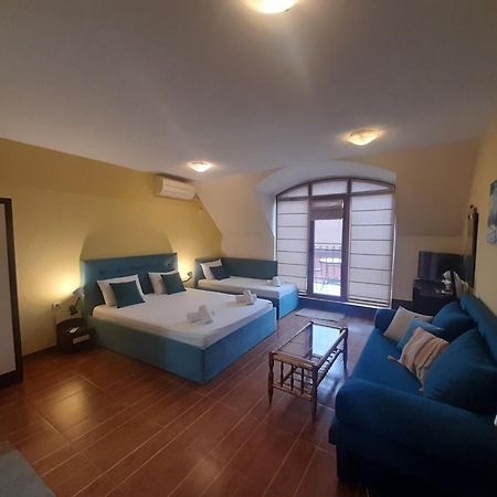 Cosy Apartments And Spectacular Rooms Fotiadis Велико Търново Екстериор снимка