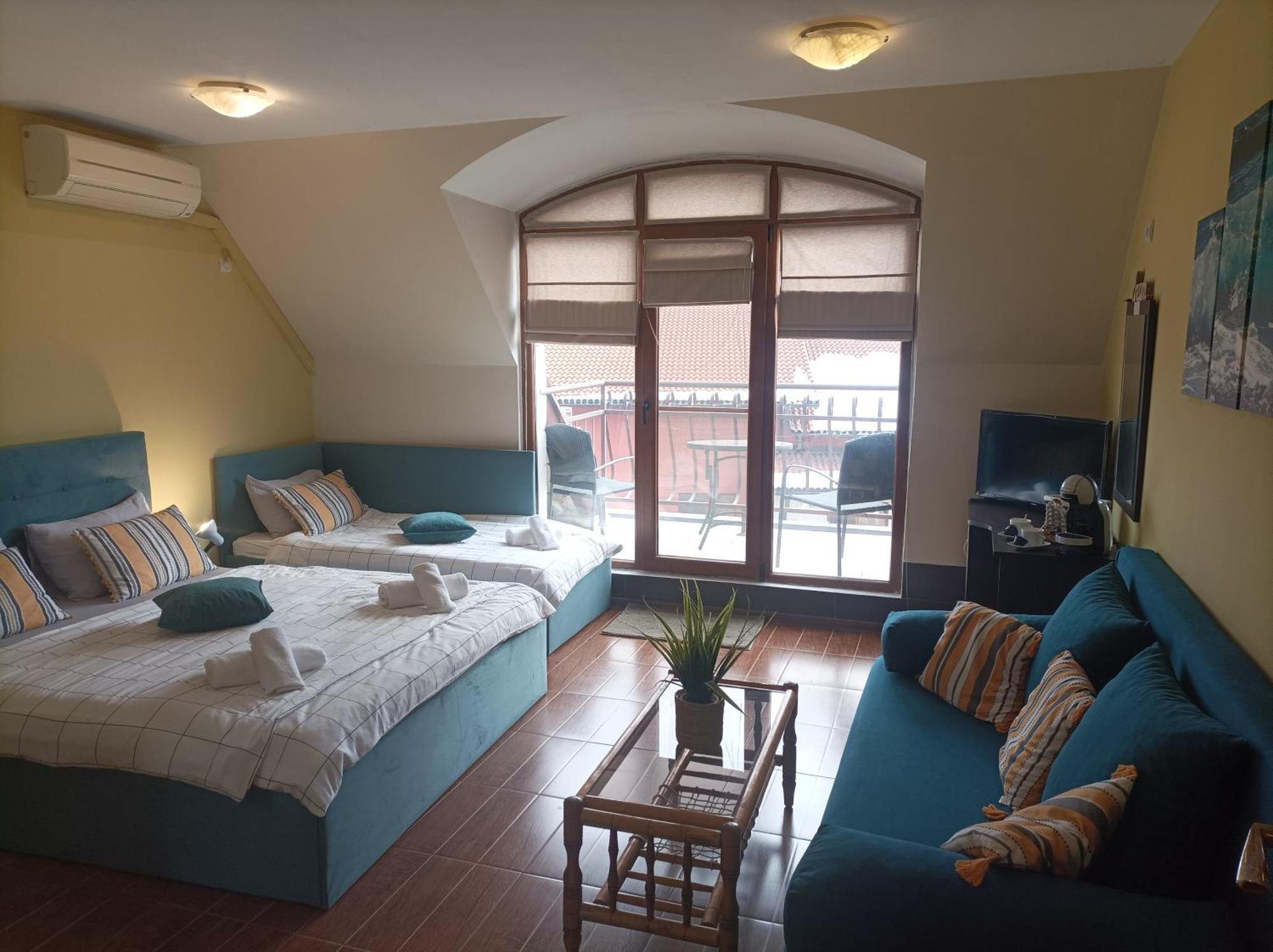 Cosy Apartments And Spectacular Rooms Fotiadis Велико Търново Екстериор снимка