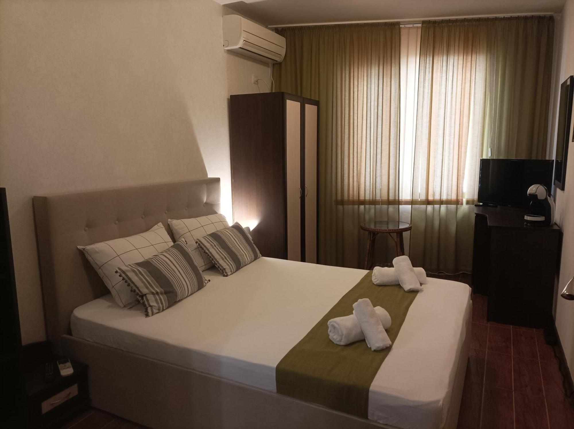Cosy Apartments And Spectacular Rooms Fotiadis Велико Търново Екстериор снимка