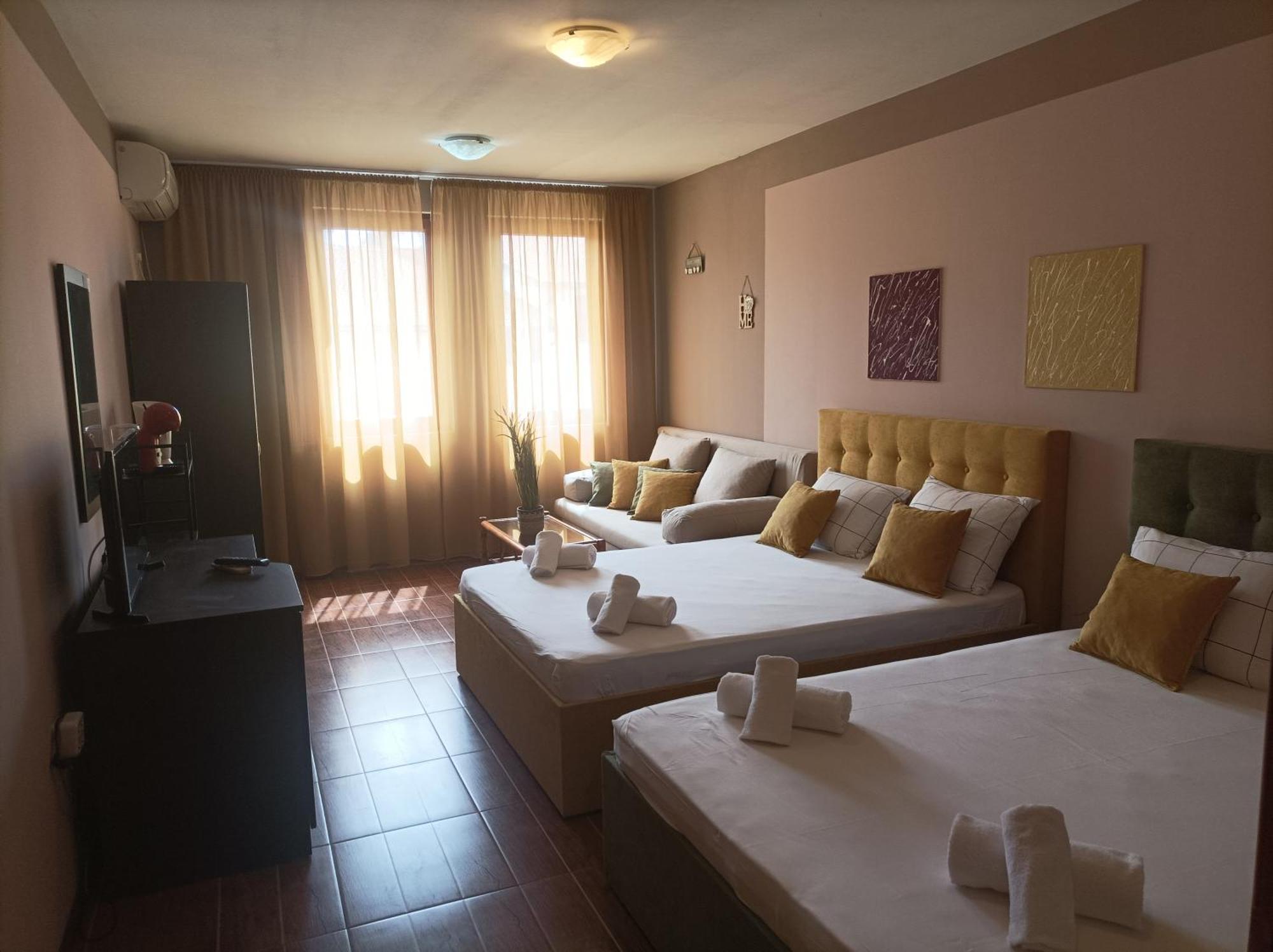Cosy Apartments And Spectacular Rooms Fotiadis Велико Търново Екстериор снимка