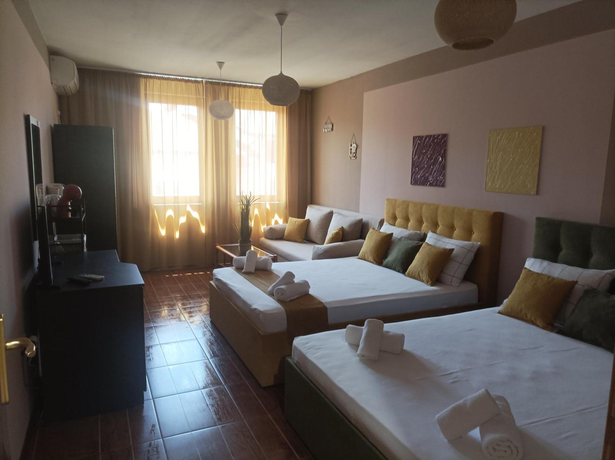 Cosy Apartments And Spectacular Rooms Fotiadis Велико Търново Екстериор снимка