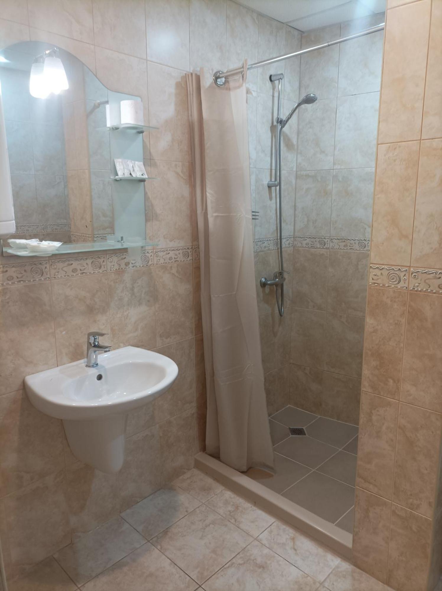 Cosy Apartments And Spectacular Rooms Fotiadis Велико Търново Екстериор снимка