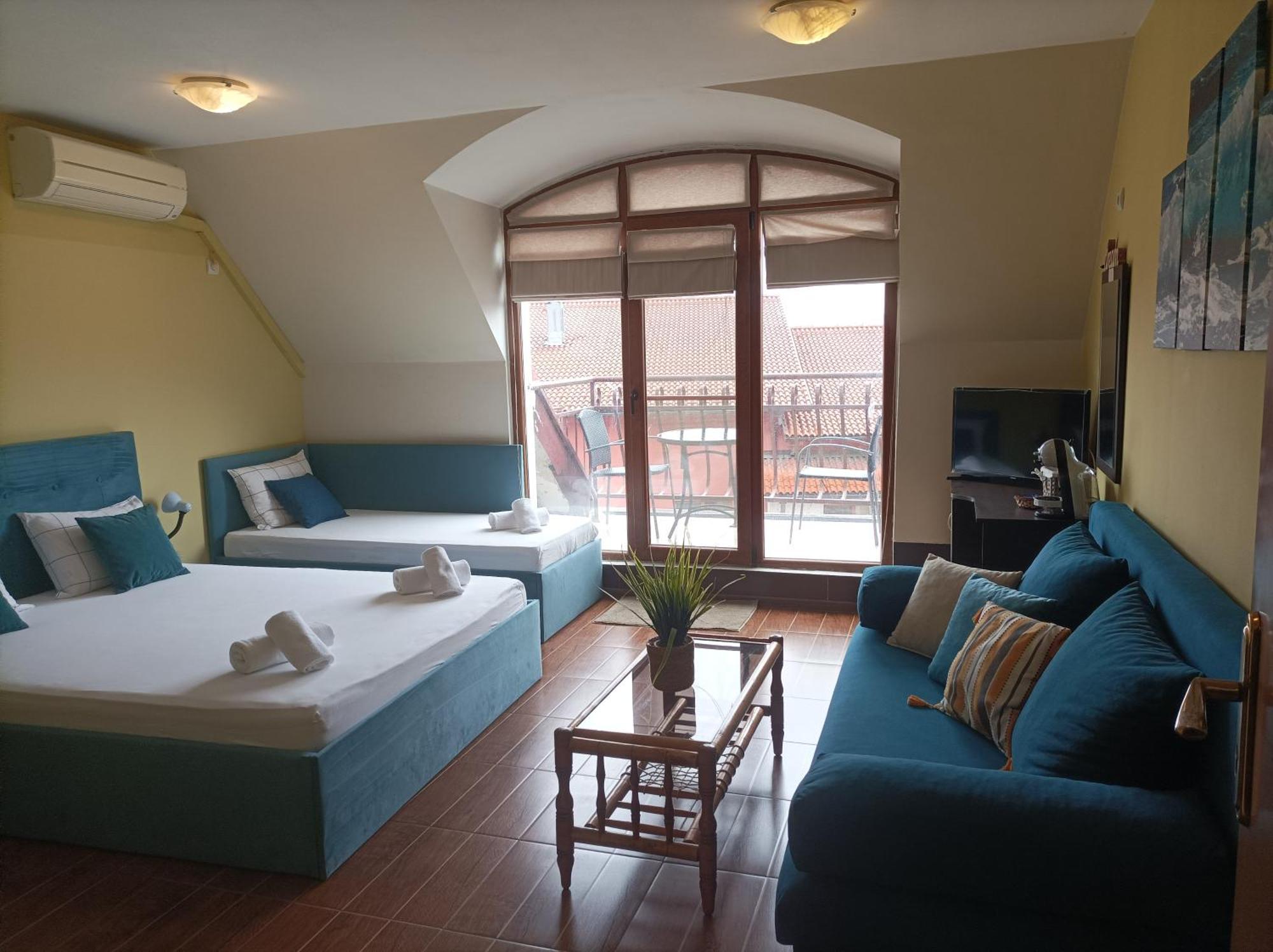 Cosy Apartments And Spectacular Rooms Fotiadis Велико Търново Екстериор снимка