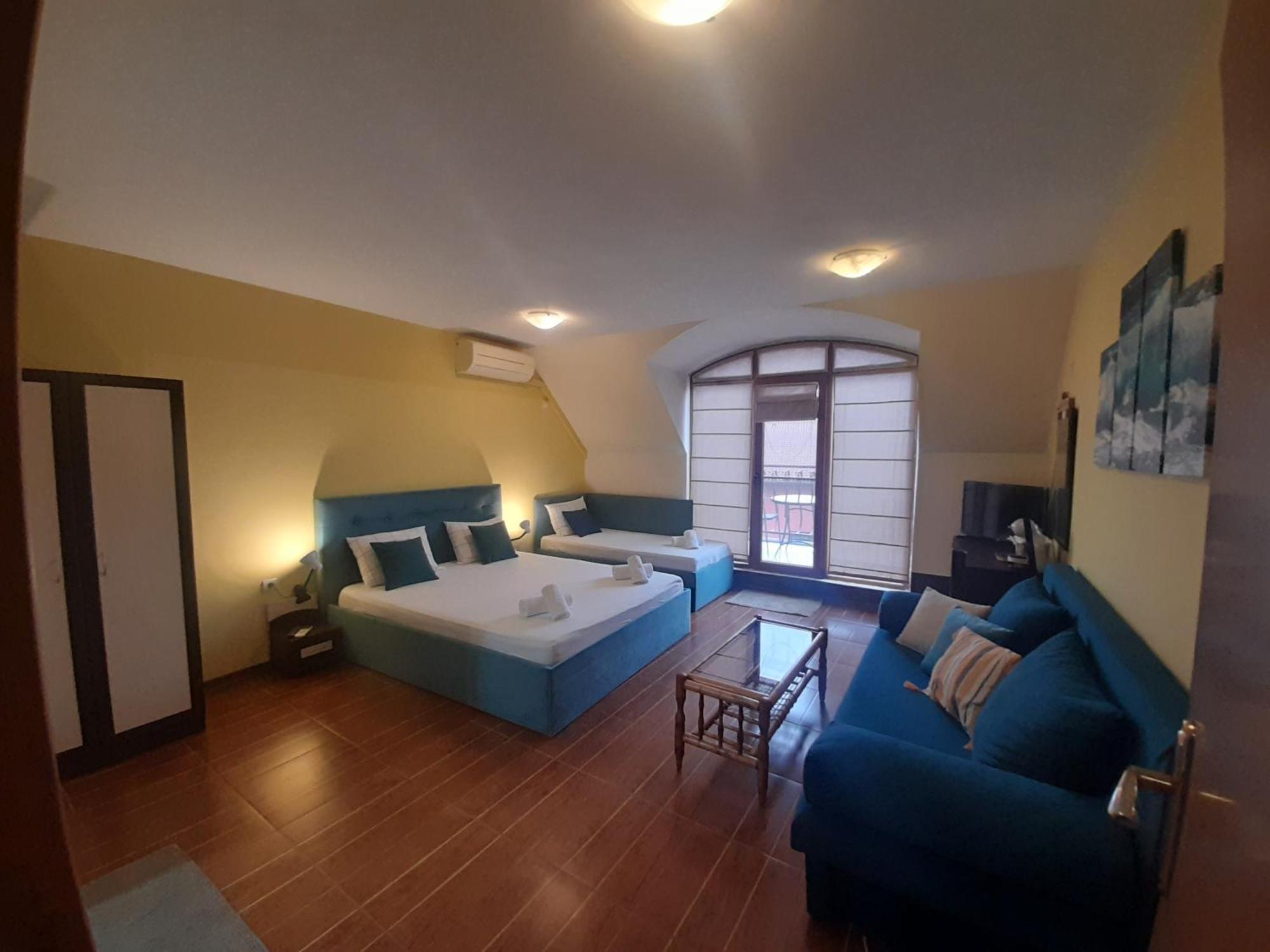 Cosy Apartments And Spectacular Rooms Fotiadis Велико Търново Екстериор снимка